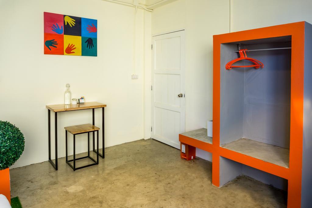 Love Cnx Guesthouse Chiang Mai Esterno foto