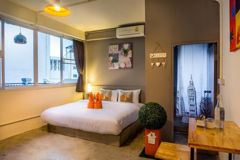 Love Cnx Guesthouse Chiang Mai Esterno foto